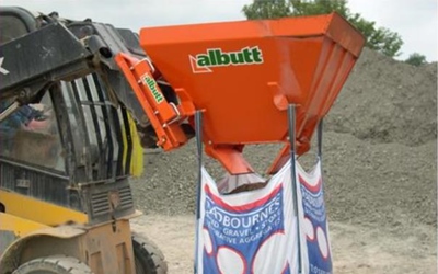 albutt koti täitja